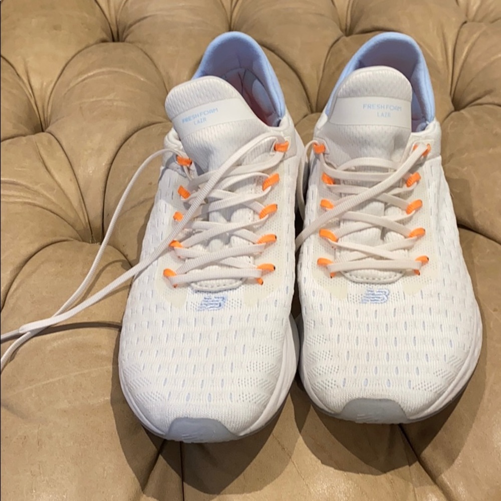 Wide Width NB Fresh Foam Lazr